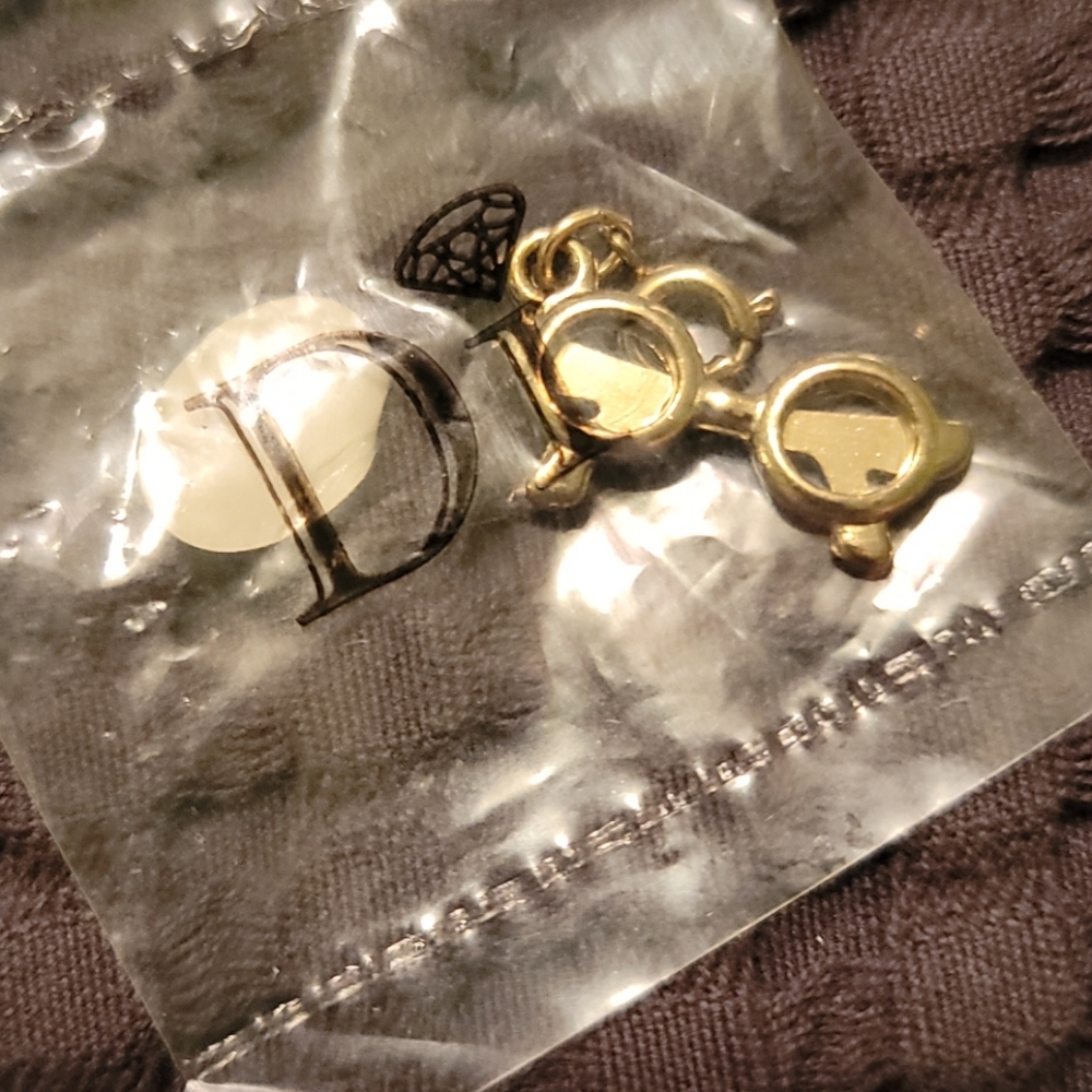 Diamond International Sunglasses Charm